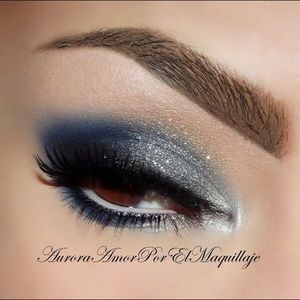 MAC eye shadow